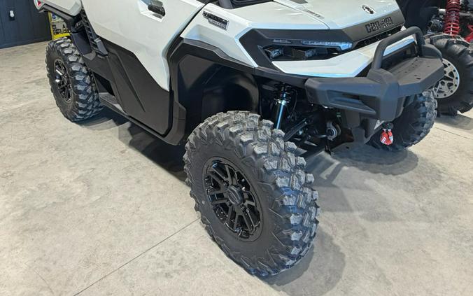 2026 Can-Am Defender Limited HD11