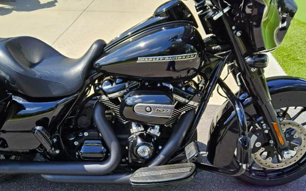 2018 Harley-Davidson Street Glide® Special