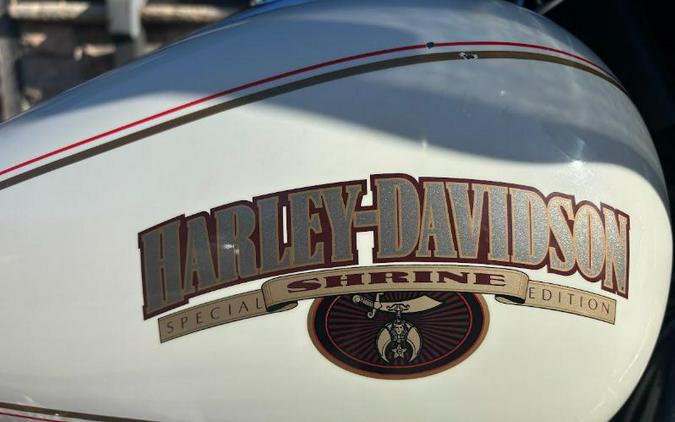 2011 Harley-Davidson ELECTRA GLIDE ULTRA CLASSIC SHRINE