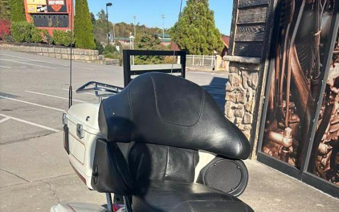2011 Harley-Davidson ELECTRA GLIDE ULTRA CLASSIC SHRINE