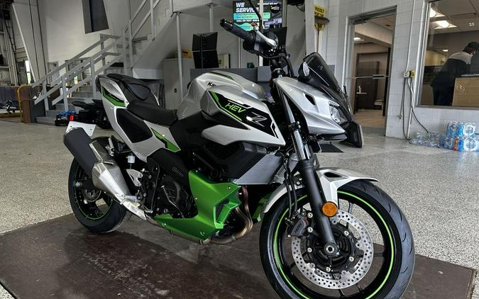 2024 Kawasaki Z7 Hybrid ABS