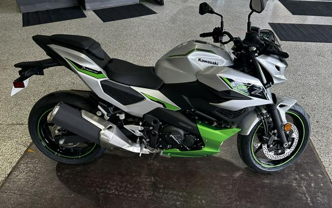 2024 Kawasaki Z7 Hybrid ABS