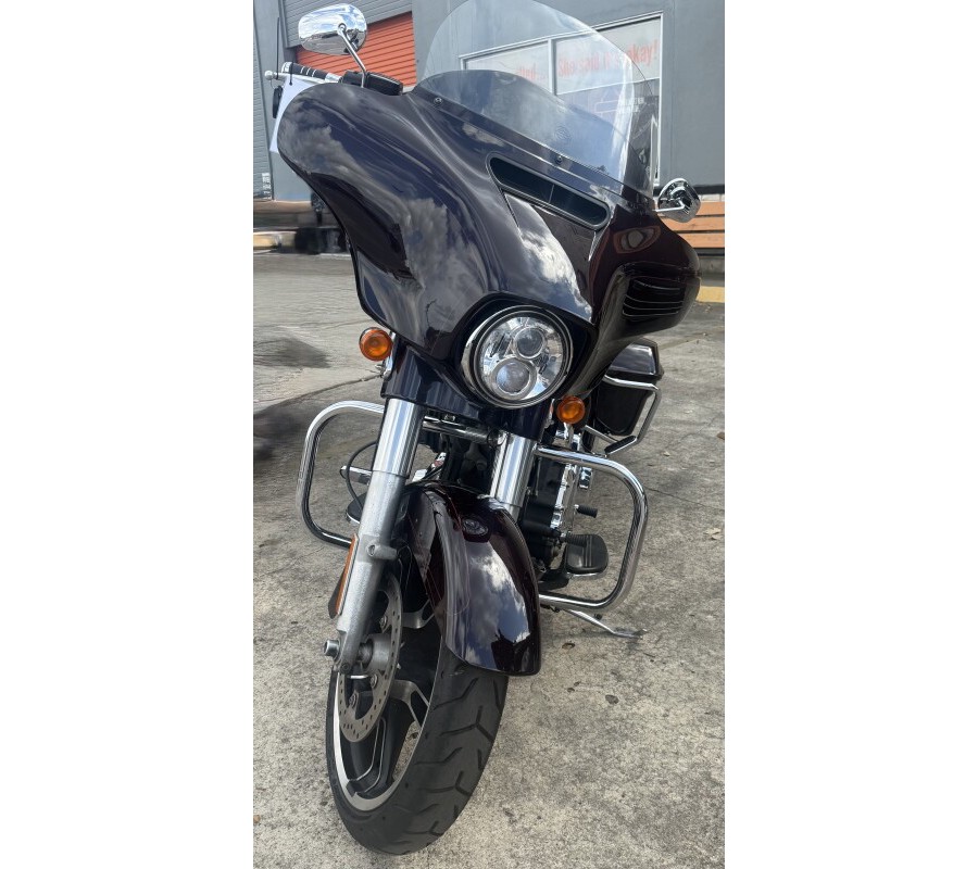 2014 Harley-Davidson® Street Glide® Special Blackened Cayenne