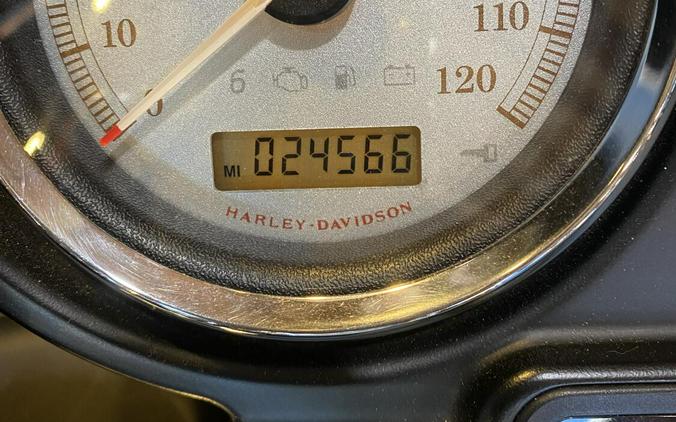 2011 Harley-Davidson Road Glide Custom FLTRX