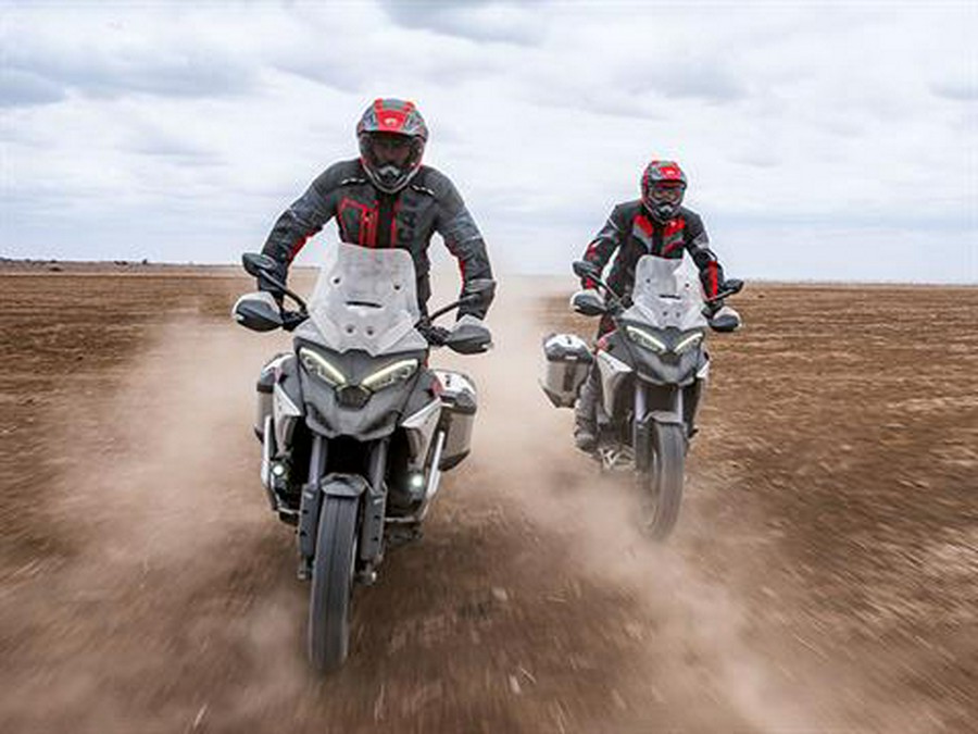 2023 Ducati Multistrada V4 Rally Adventure Travel & Radar