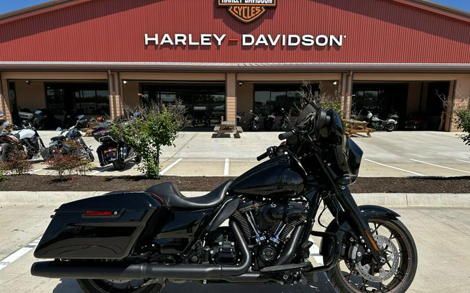 2023 Harley-Davidson Street Glide ST Vivid Black