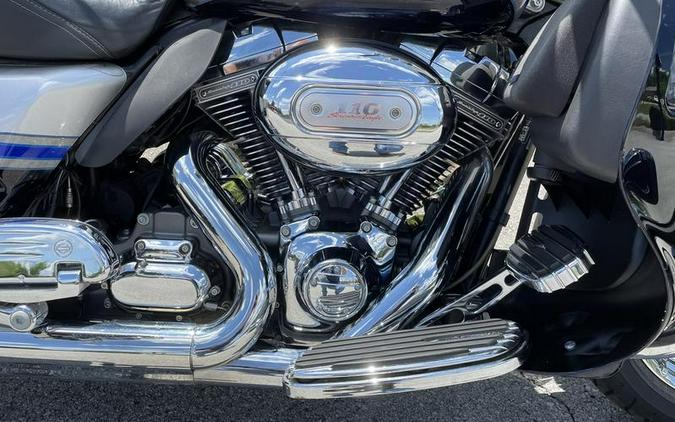 2009 Harley-Davidson® FLHTCUSE - CVO™ Ultra Classic® Electra Glide