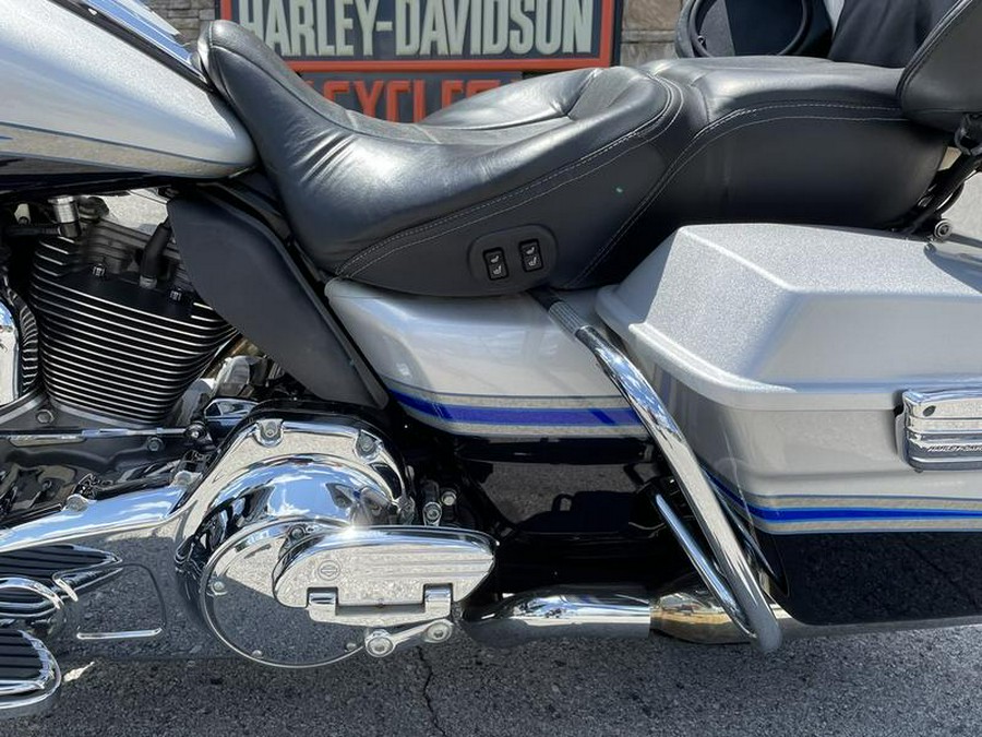 2009 Harley-Davidson® FLHTCUSE - CVO™ Ultra Classic® Electra Glide