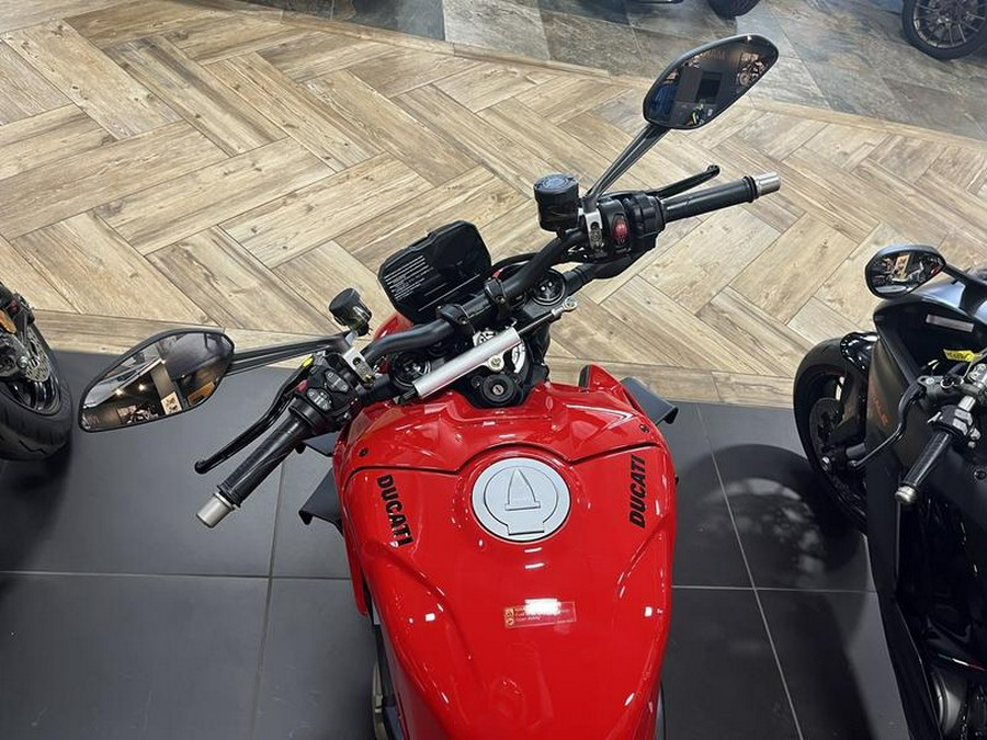 2024 Ducati Streetfighter V4 Red