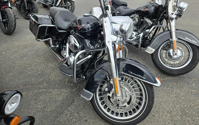 2013 HARLEY ROAD KING
