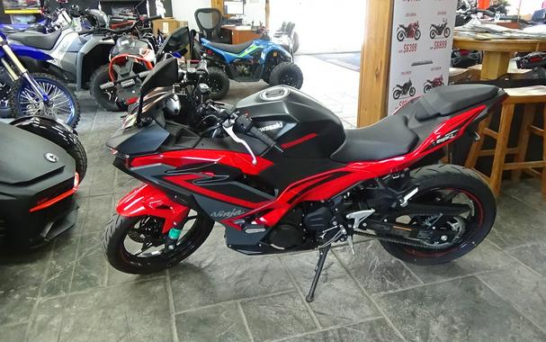 2025 Kawasaki Ninja® 500 ABS