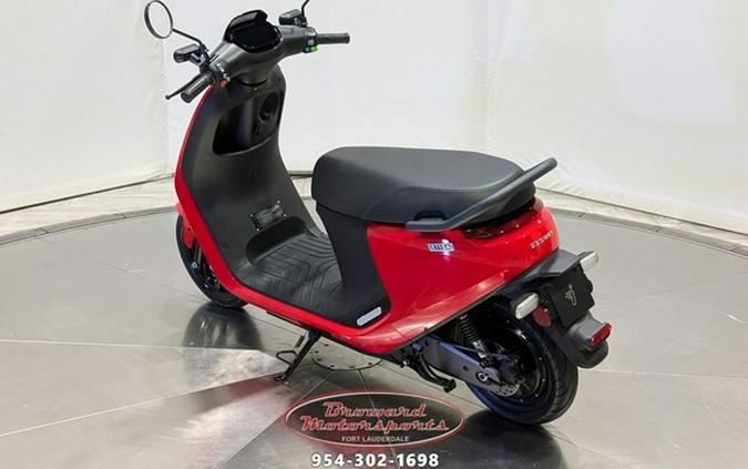 2022 Segway Ninebot eScooter E E100