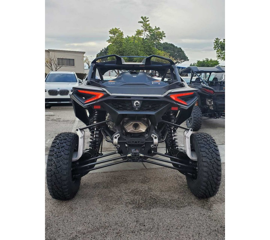 2024 CAN-AM MAVERICK R X RS WITH SMART-SHOX 999T DCT