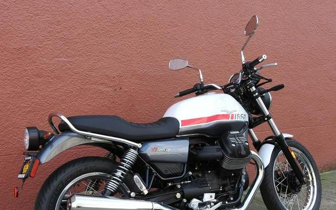 2023 Moto Guzzi V7 Special