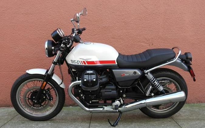 2023 Moto Guzzi V7 Special