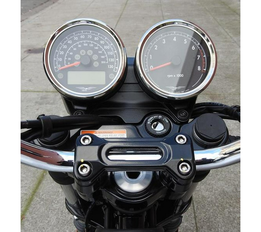 2023 Moto Guzzi V7 Special