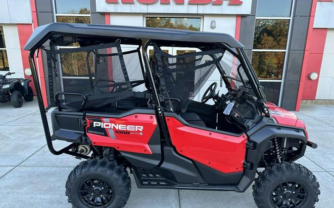 2024 Honda Pioneer 1000-5 Deluxe