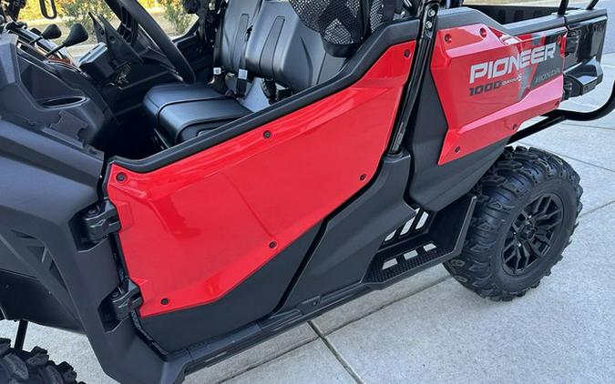 2024 Honda Pioneer 1000-5 Deluxe