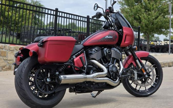 2025 Indian Motorcycle® Sport Chief RT Sunset Red Smoke