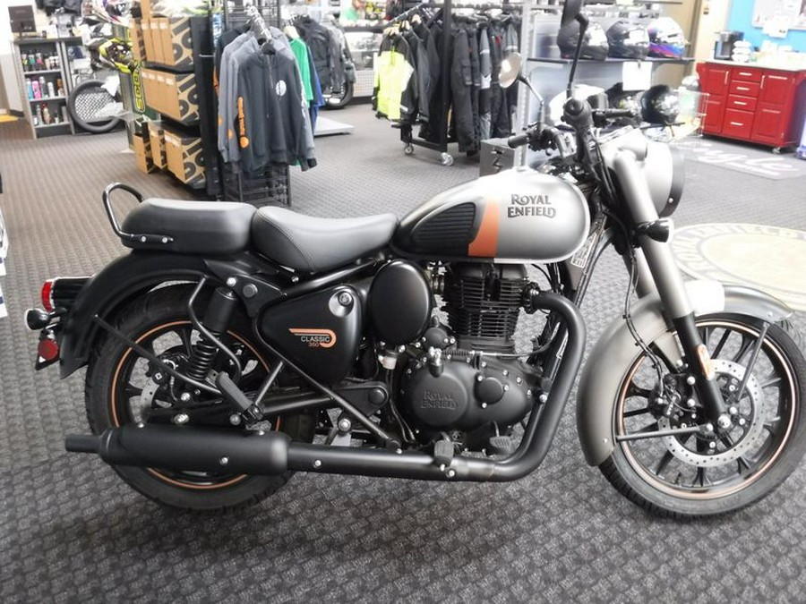 New 2026 Royal Enfield Classic 350 Motorcycle in Kansas City, MO