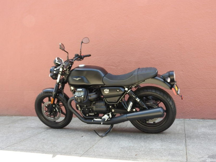 2023 Moto Guzzi V7 Stone