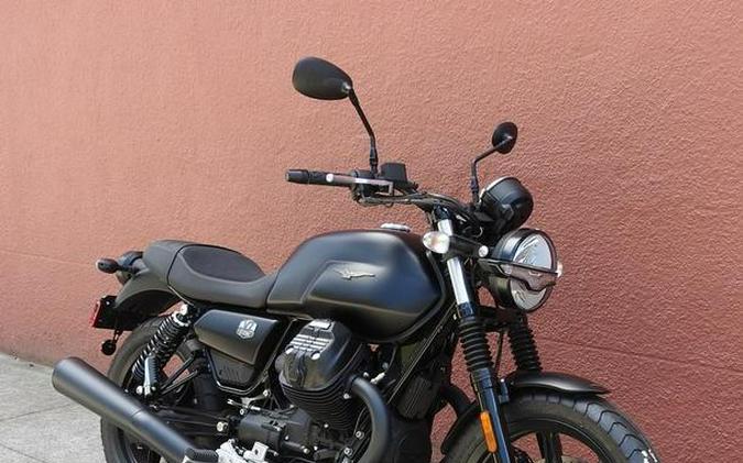 2023 Moto Guzzi V7 Stone