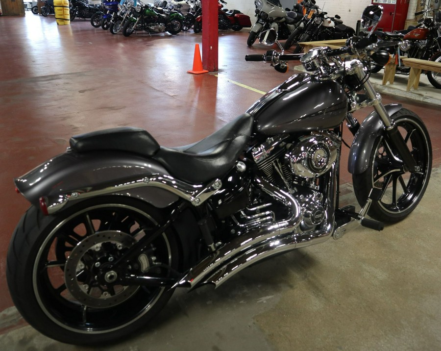 2015 Harley-Davidson Breakout®