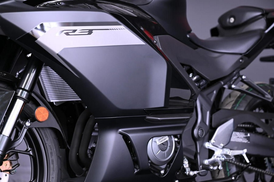 2025 Yamaha YZF-R3