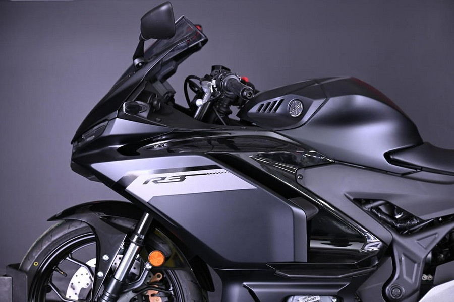 2025 Yamaha YZF-R3