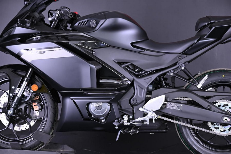 2025 Yamaha YZF-R3