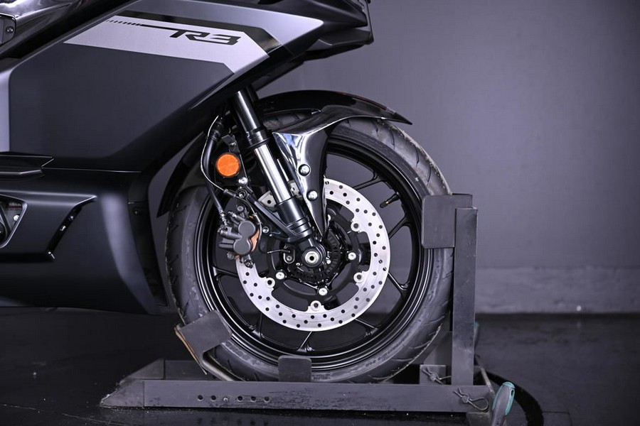 2025 Yamaha YZF-R3