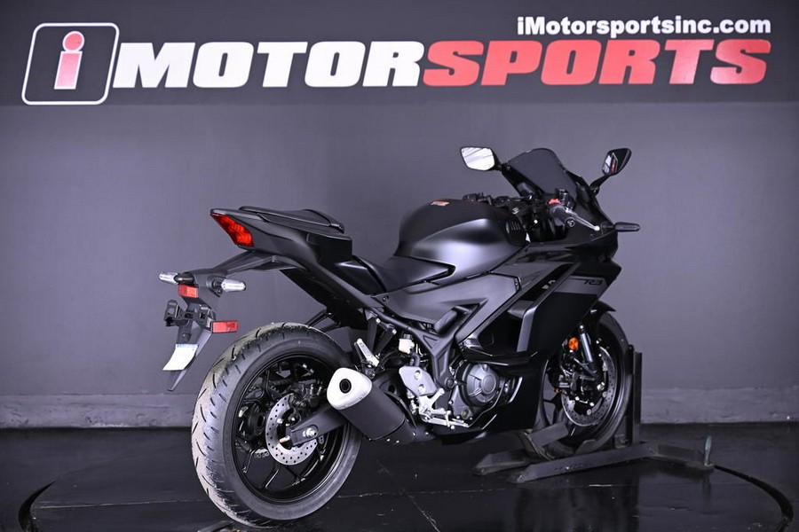 2025 Yamaha YZF-R3
