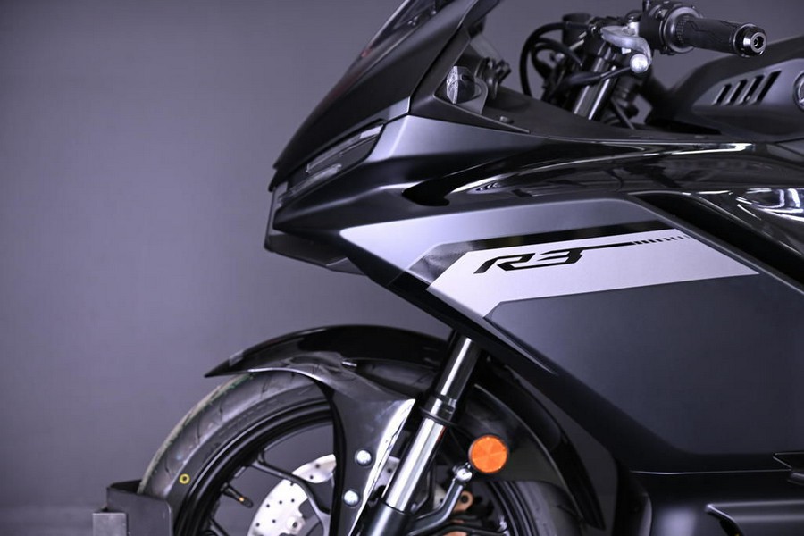 2025 Yamaha YZF-R3