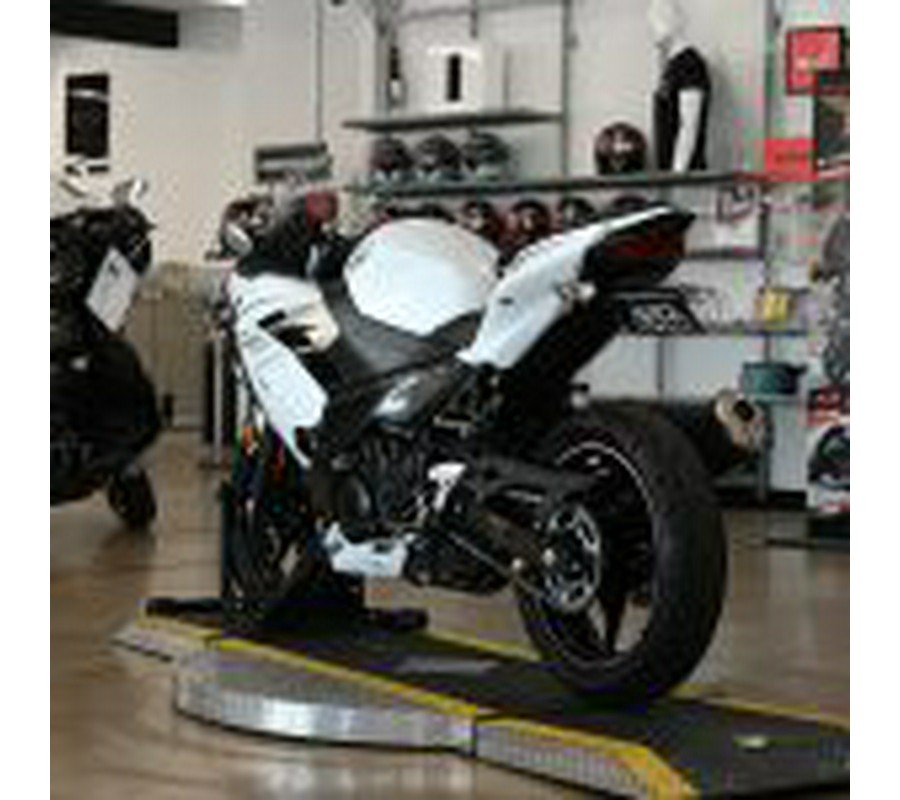 2023 Kawasaki Ninja 400 ABS