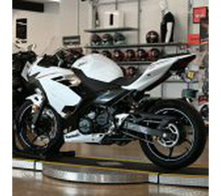 2023 Kawasaki Ninja 400 ABS