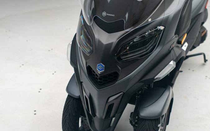 2026 Piaggio MP3 530 Exclusive