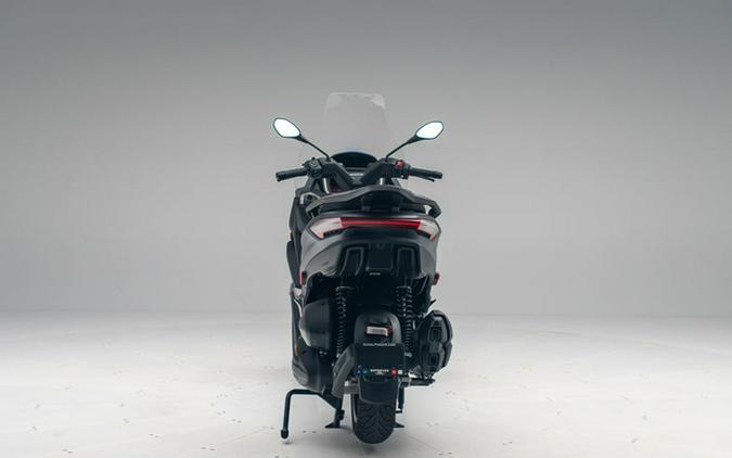 2026 Piaggio MP3 530 Exclusive