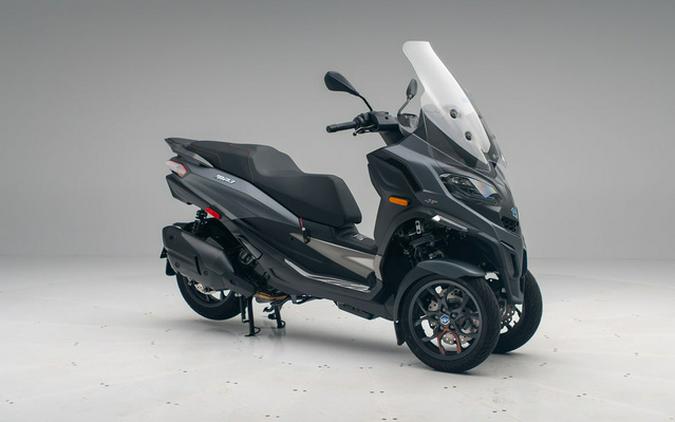 2026 Piaggio MP3 530 Exclusive