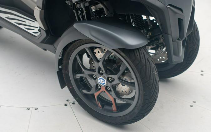 2026 Piaggio MP3 530 Exclusive