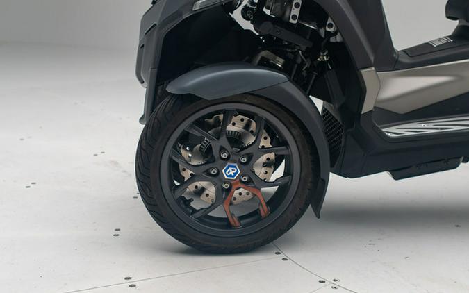 2026 Piaggio MP3 530 Exclusive