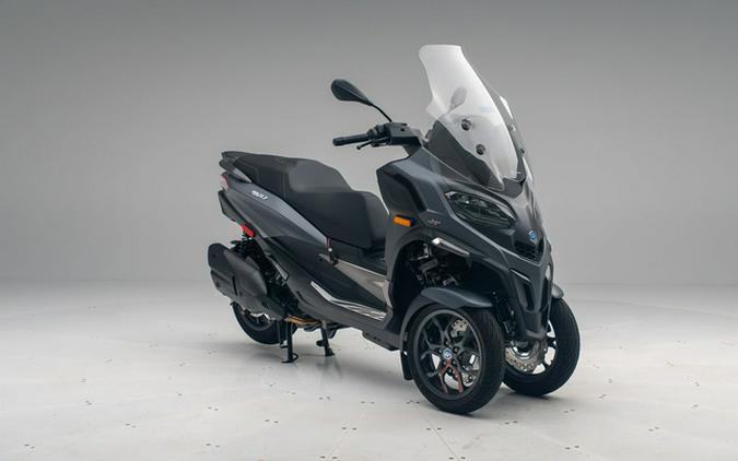 2026 Piaggio MP3 530 Exclusive