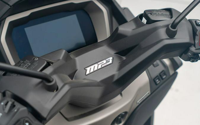 2026 Piaggio MP3 530 Exclusive