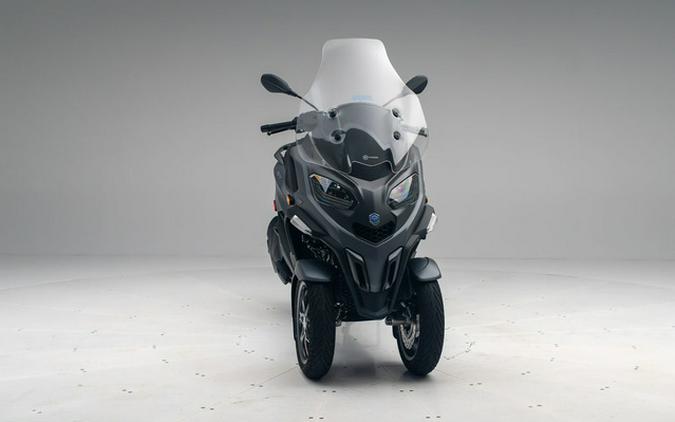 2026 Piaggio MP3 530 Exclusive
