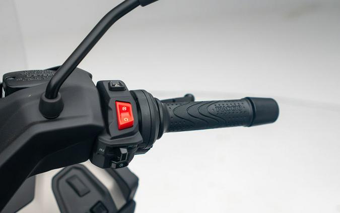 2026 Piaggio MP3 530 Exclusive