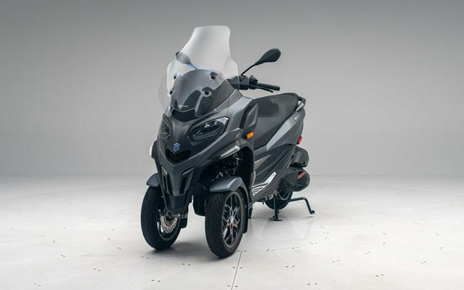 2026 Piaggio MP3 530 Exclusive
