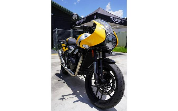 2026 Triumph Thruxton 400