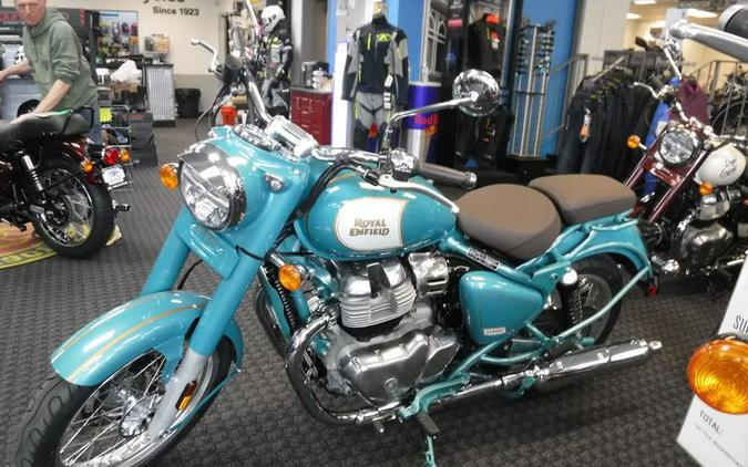 New 2026 Royal Enfield Classic 650 Motorcycle in Kansas City, MO