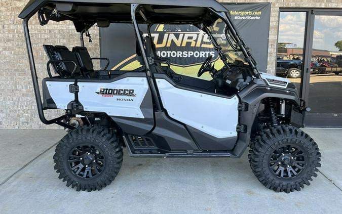 2021 Honda Pioneer 1000-5 Deluxe