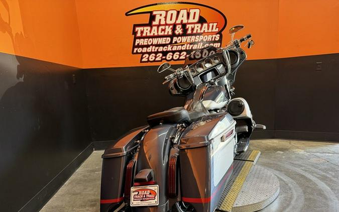 2019 Harley-Davidson Street Glide FLHXSE - CVO