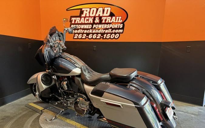 2019 Harley-Davidson Street Glide FLHXSE - CVO